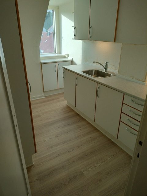 Trægulv lagt i køkken og stue — tømrer nord for København